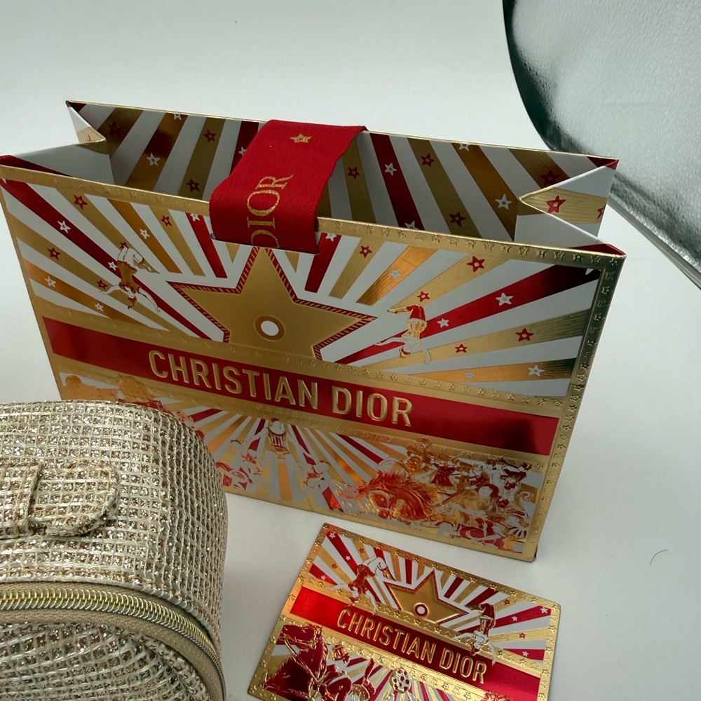 Dior Gold and Navy Holiday Makeup Set - Picture 7 of 10
